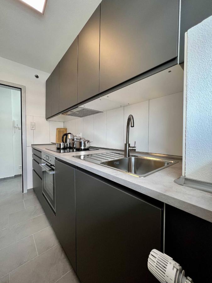 Nujen- Hotel Und Apartment Stuttgart Zuffenhausen Εξωτερικό φωτογραφία